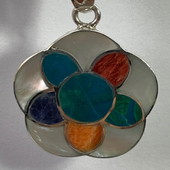 Beautiful Unique Peruvian Natural Stones Pendants - Picture 2 of 3